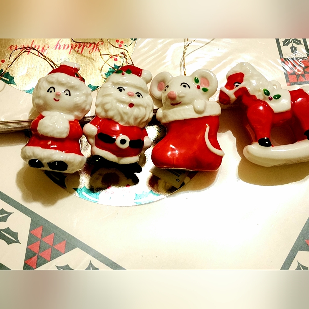 Set of four Fitz and Floyd complete set Santa mrs.clause mouse horse rocker